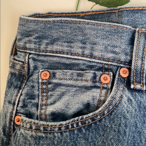 LEVIS classic 501! 30 x 30 size - Picture 3 of 4